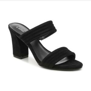 Bleeker & Bond Dorothy velvet sandals